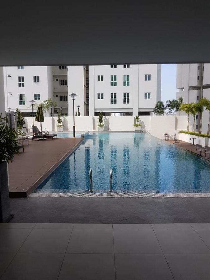 Straits Garden Suites By Yen'S Sojourn Τζωρτζ Τάουν Εξωτερικό φωτογραφία